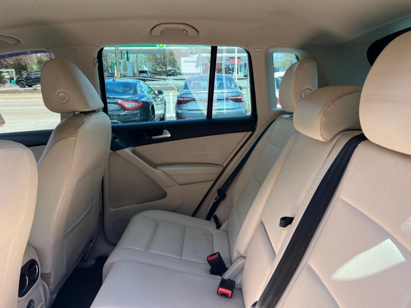 Volkswagen Tiguan S 2014