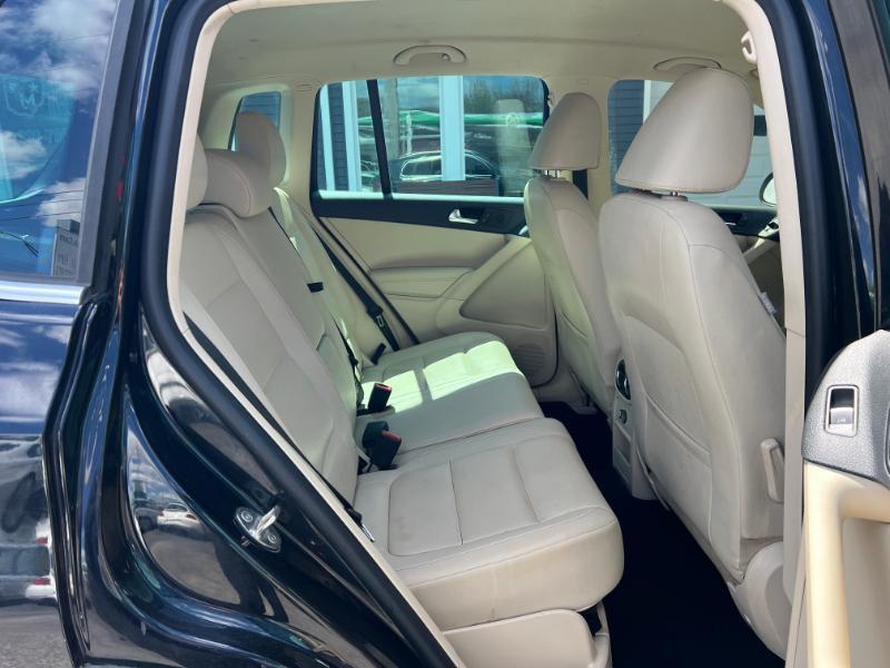 Volkswagen Tiguan S 2014