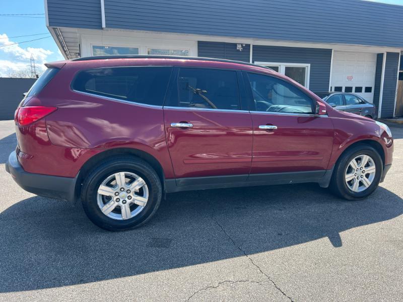 Chevrolet Traverse LT AWD 2011