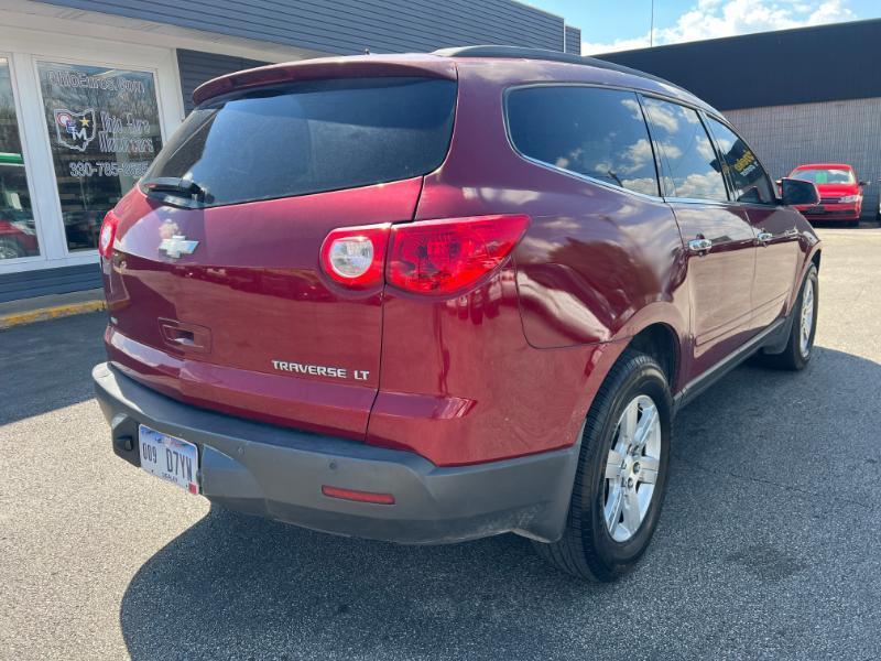 Chevrolet Traverse LT AWD 2011