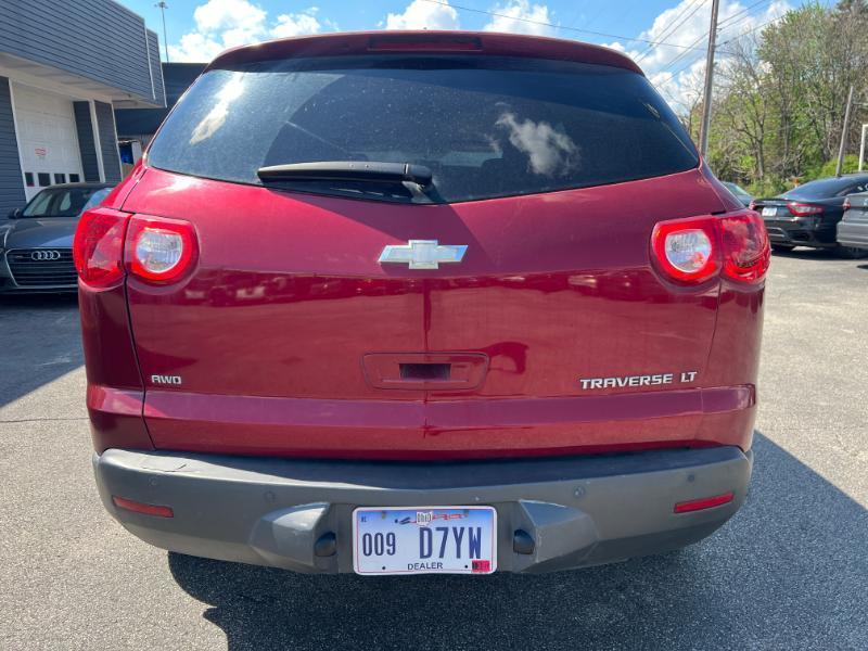 Chevrolet Traverse LT AWD 2011