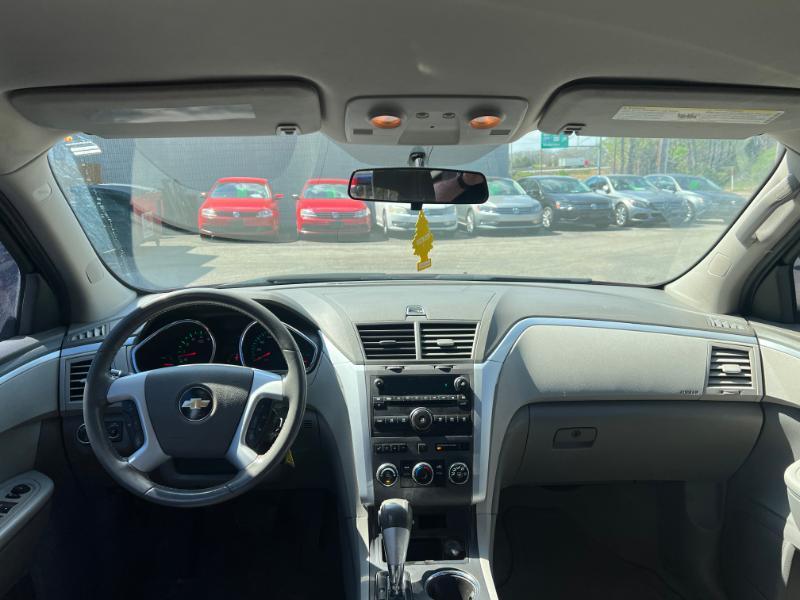 Chevrolet Traverse LT AWD 2011
