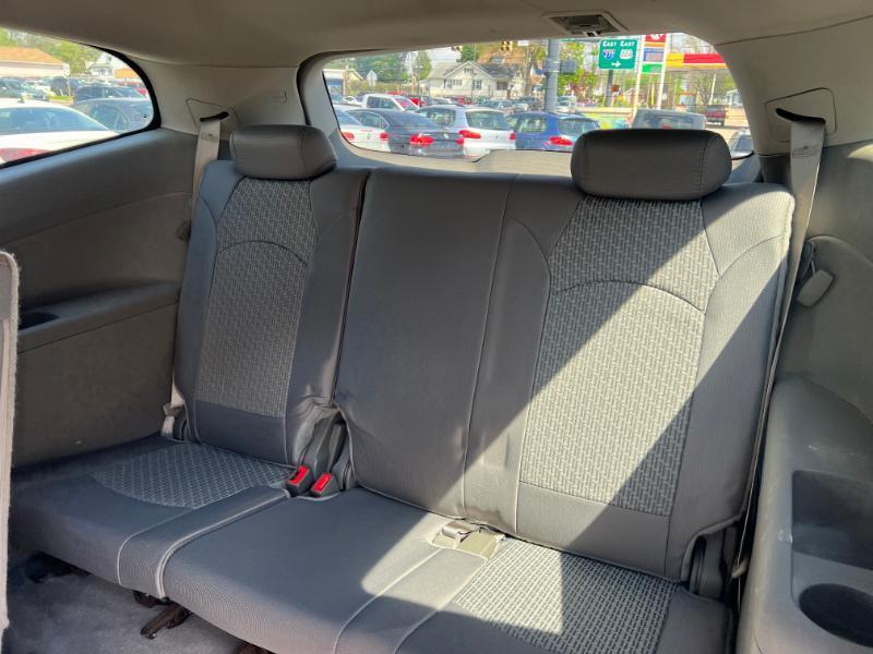 Chevrolet Traverse LT AWD 2011