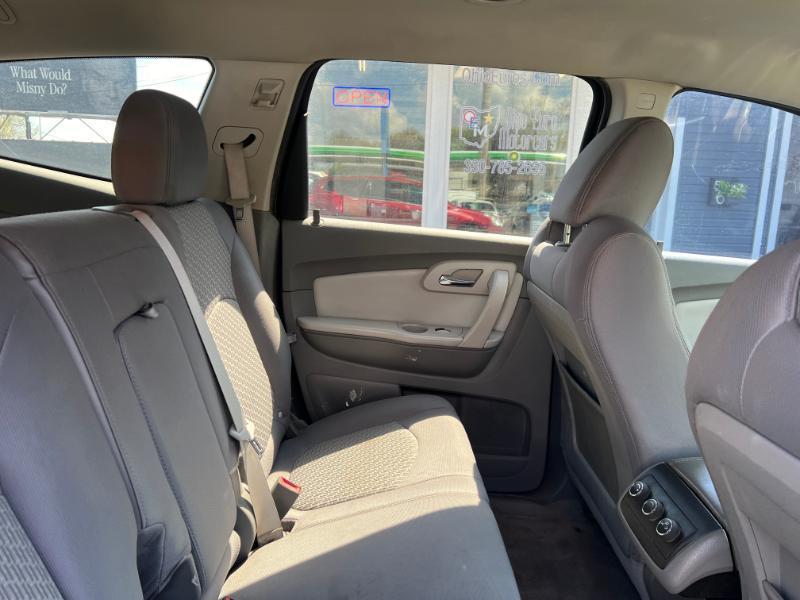 Chevrolet Traverse LT AWD 2011