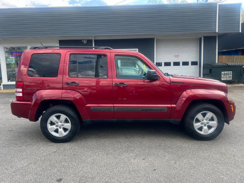 Jeep Liberty Sport 4WD 2012