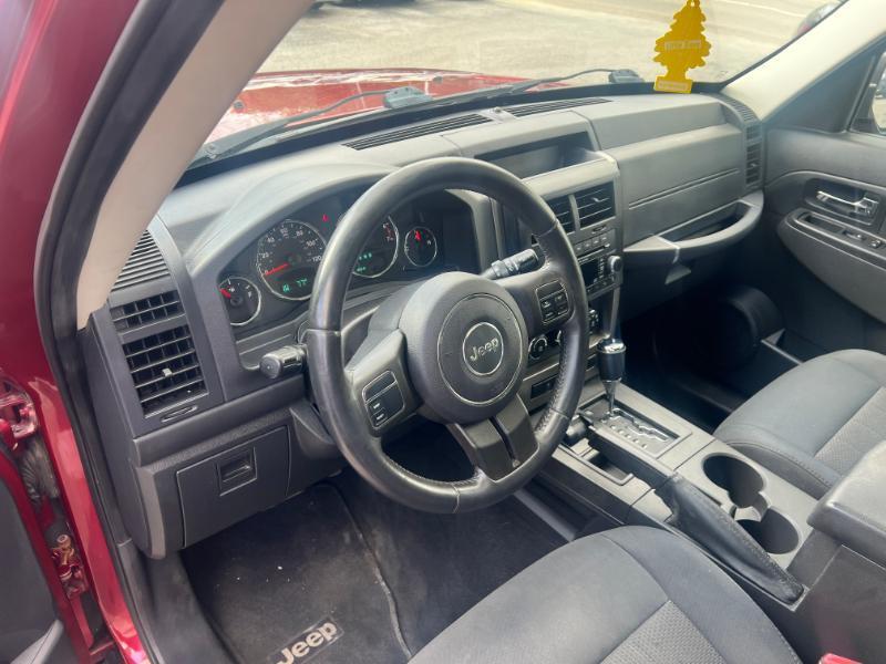 Jeep Liberty Sport 4WD 2012