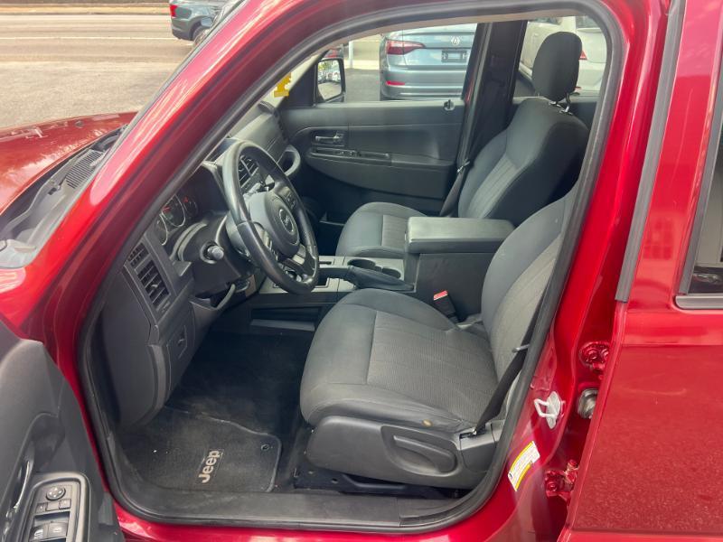 Jeep Liberty Sport 4WD 2012