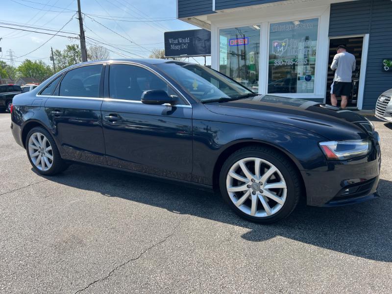 Audi A4 2.0T Premium Sedan quattro Manual 2013