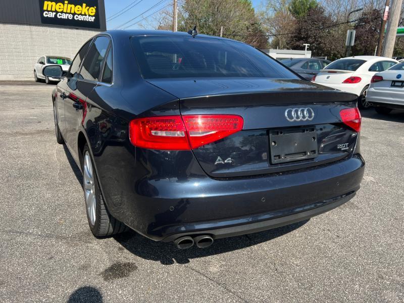 Audi A4 2.0T Premium Sedan quattro Manual 2013