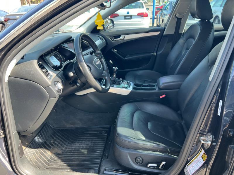 Audi A4 2.0T Premium Sedan quattro Manual 2013