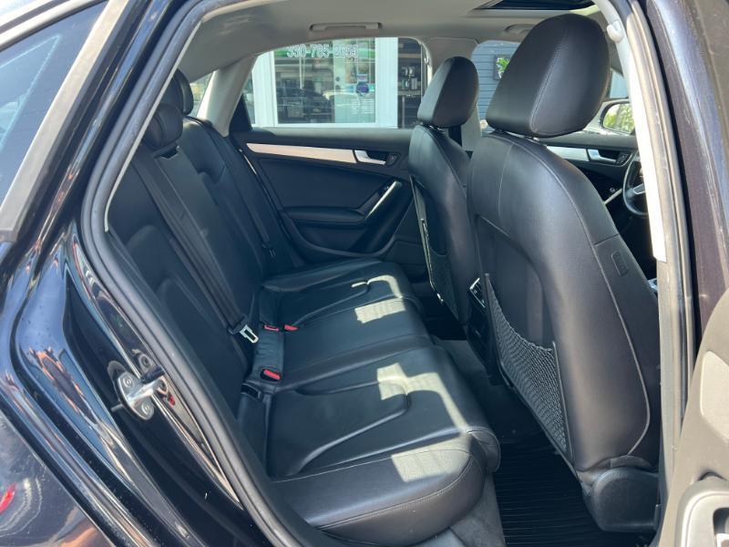 Audi A4 2.0T Premium Sedan quattro Manual 2013