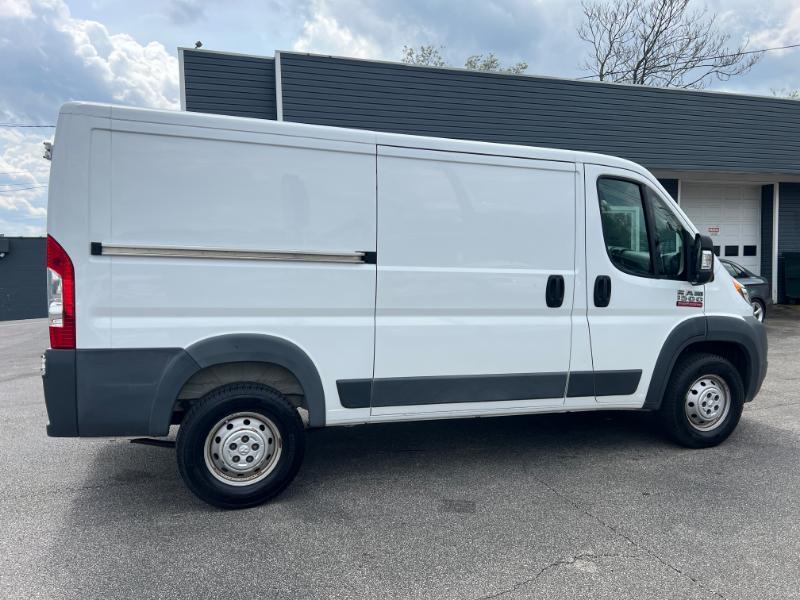 RAM Promaster 1500 Low Roof Tradesman 136-in. WB 2018