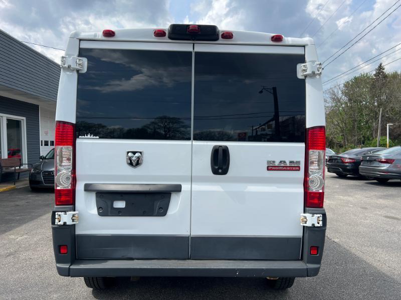 RAM Promaster 1500 Low Roof Tradesman 136-in. WB 2018