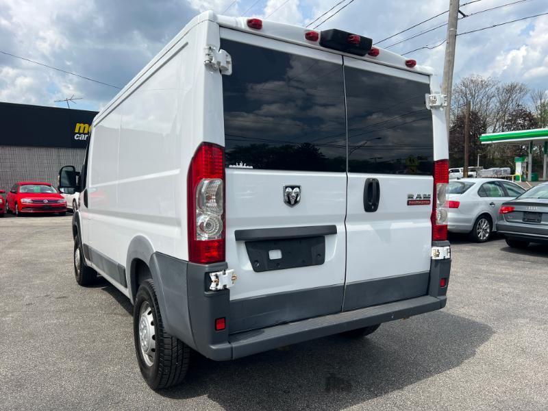 RAM Promaster 1500 Low Roof Tradesman 136-in. WB 2018