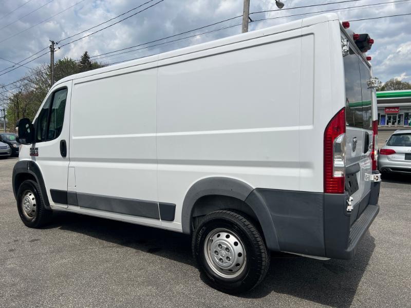 RAM Promaster 1500 Low Roof Tradesman 136-in. WB 2018
