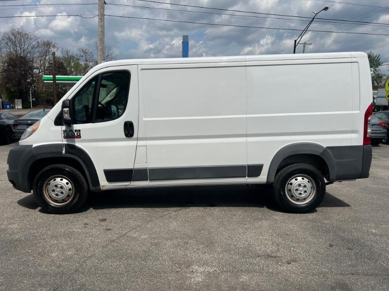 RAM Promaster 1500 Low Roof Tradesman 136-in. WB 2018