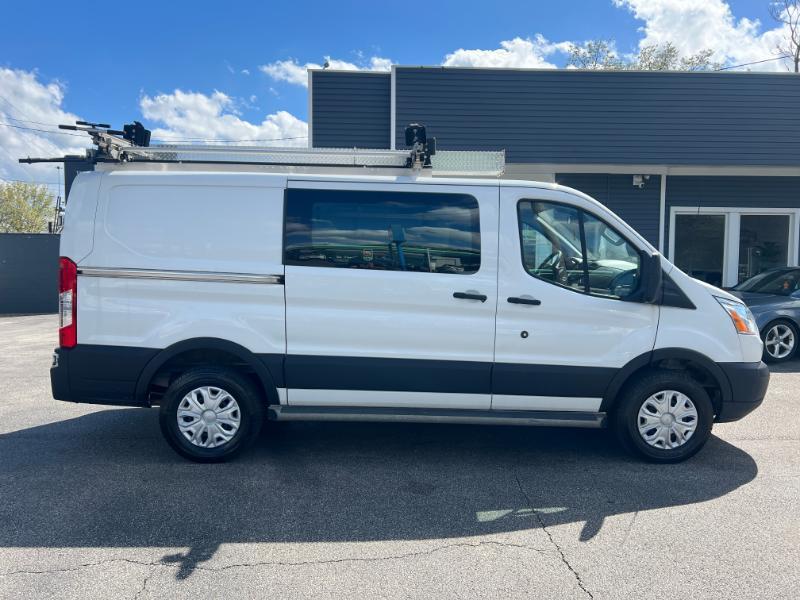 Ford Transit 250 Van Low Roof w/Sliding Pass. 130-in. WB 2019