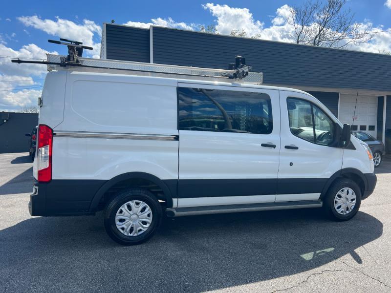 Ford Transit 250 Van Low Roof w/Sliding Pass. 130-in. WB 2019