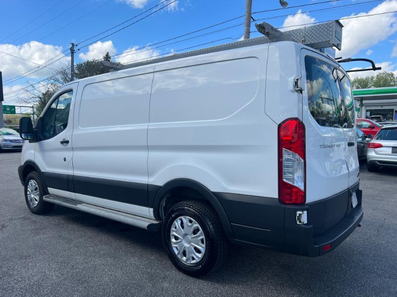 Ford Transit 250 Van Low Roof w/Sliding Pass. 130-in. WB 2019