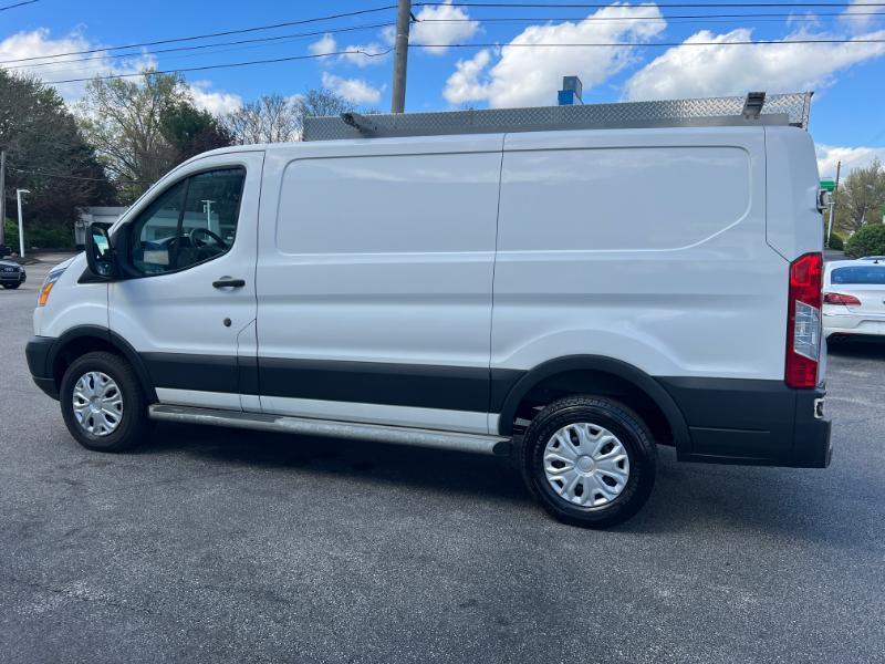 Ford Transit 250 Van Low Roof w/Sliding Pass. 130-in. WB 2019