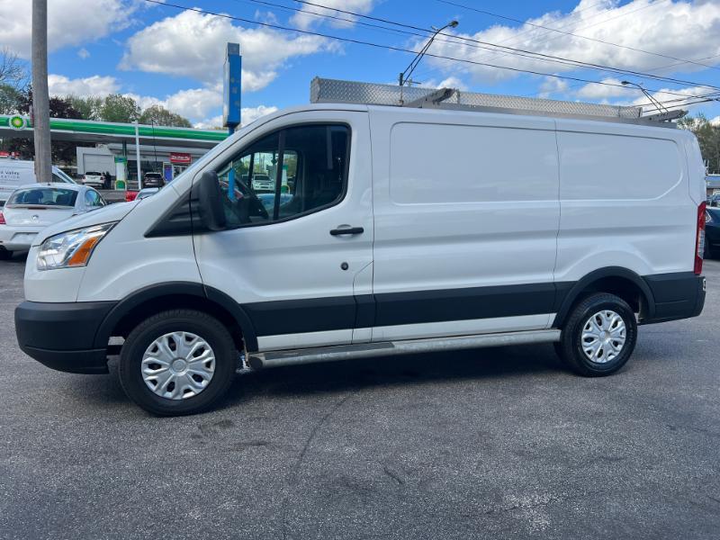 Ford Transit 250 Van Low Roof w/Sliding Pass. 130-in. WB 2019