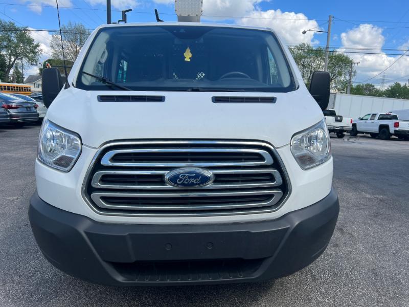 Ford Transit 250 Van Low Roof w/Sliding Pass. 130-in. WB 2019