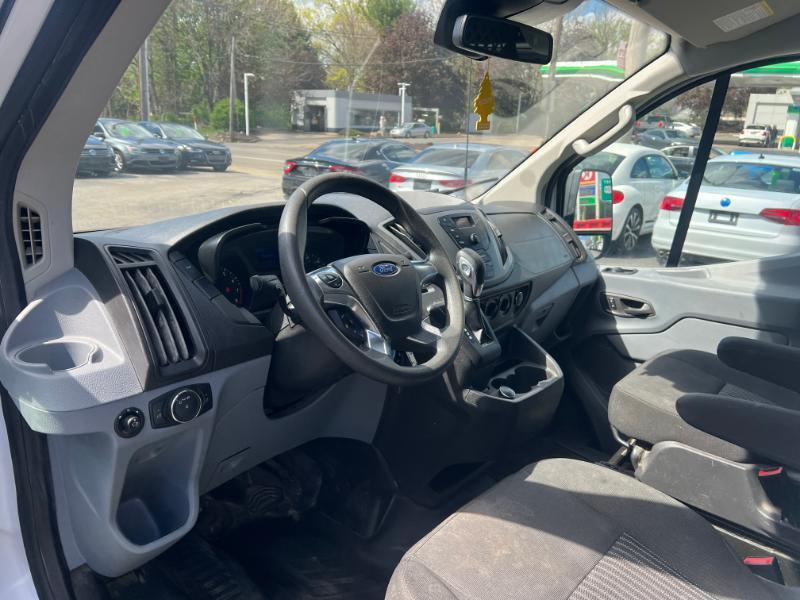 Ford Transit 250 Van Low Roof w/Sliding Pass. 130-in. WB 2019