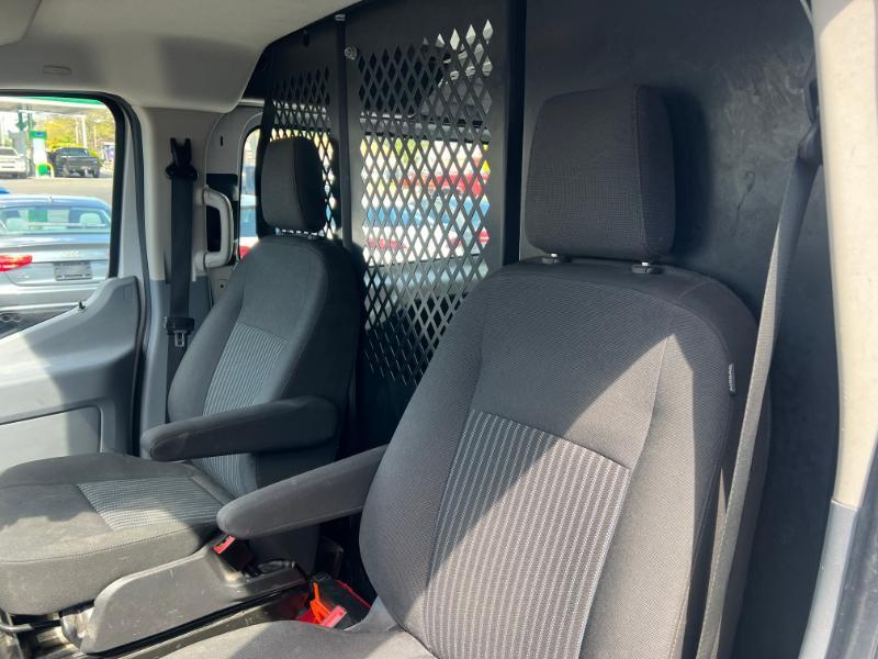 Ford Transit 250 Van Low Roof w/Sliding Pass. 130-in. WB 2019