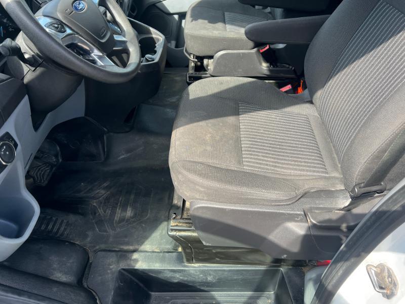 Ford Transit 250 Van Low Roof w/Sliding Pass. 130-in. WB 2019