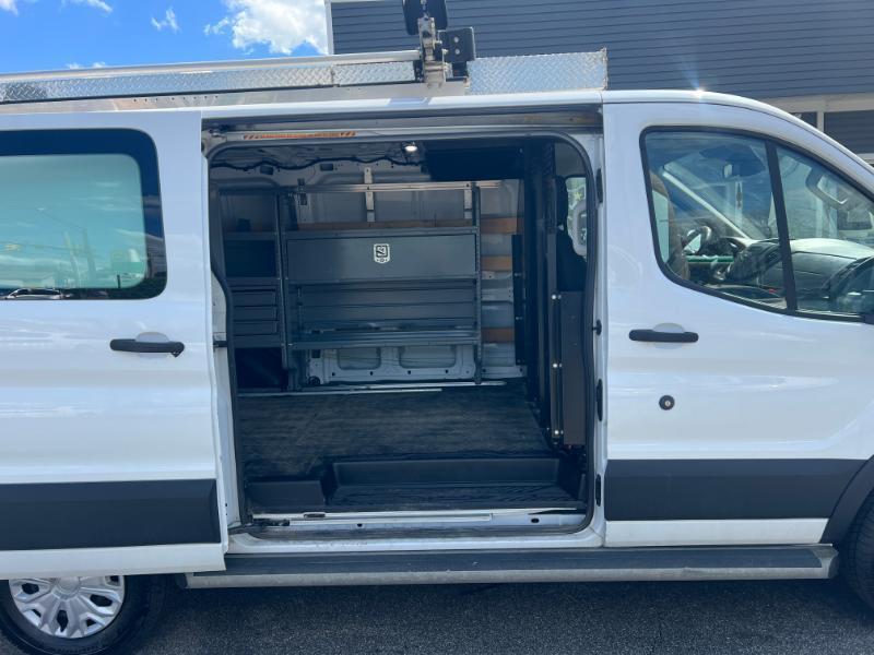 Ford Transit 250 Van Low Roof w/Sliding Pass. 130-in. WB 2019