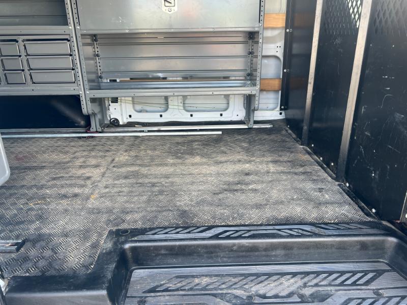 Ford Transit 250 Van Low Roof w/Sliding Pass. 130-in. WB 2019