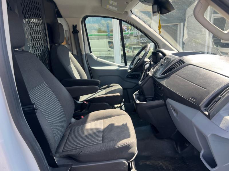 Ford Transit 250 Van Low Roof w/Sliding Pass. 130-in. WB 2019