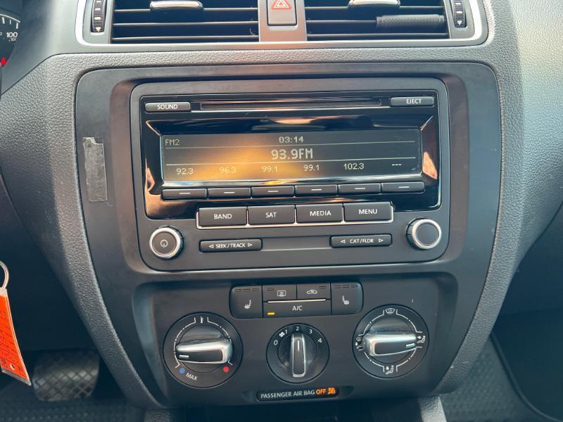 Volkswagen Jetta SE 2014