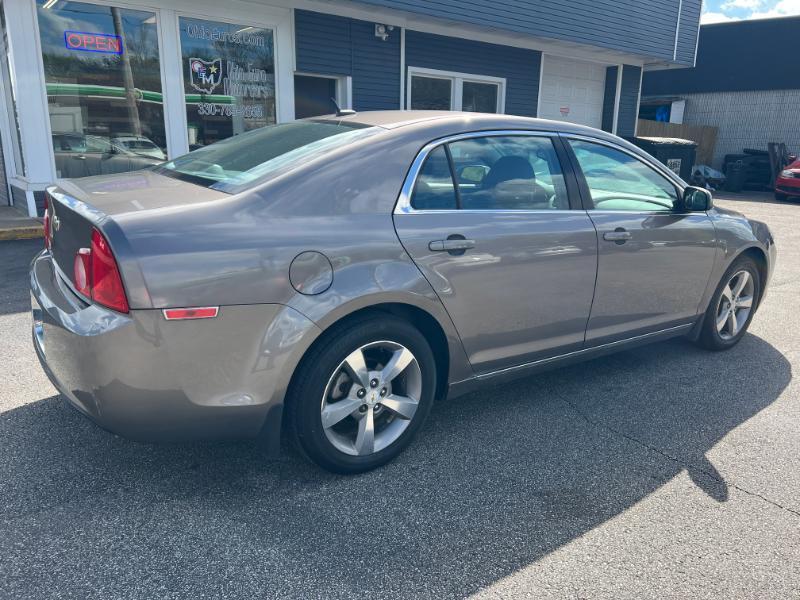Chevrolet Malibu 1LT 2011