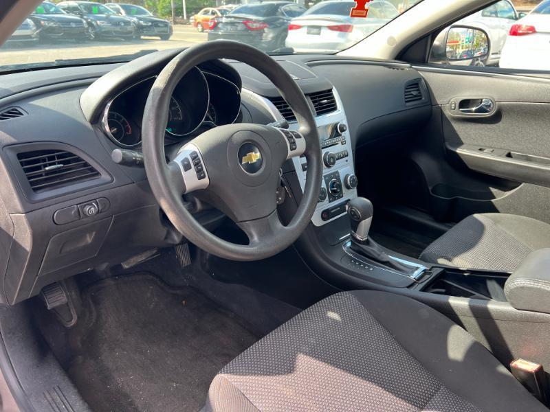 Chevrolet Malibu 1LT 2011