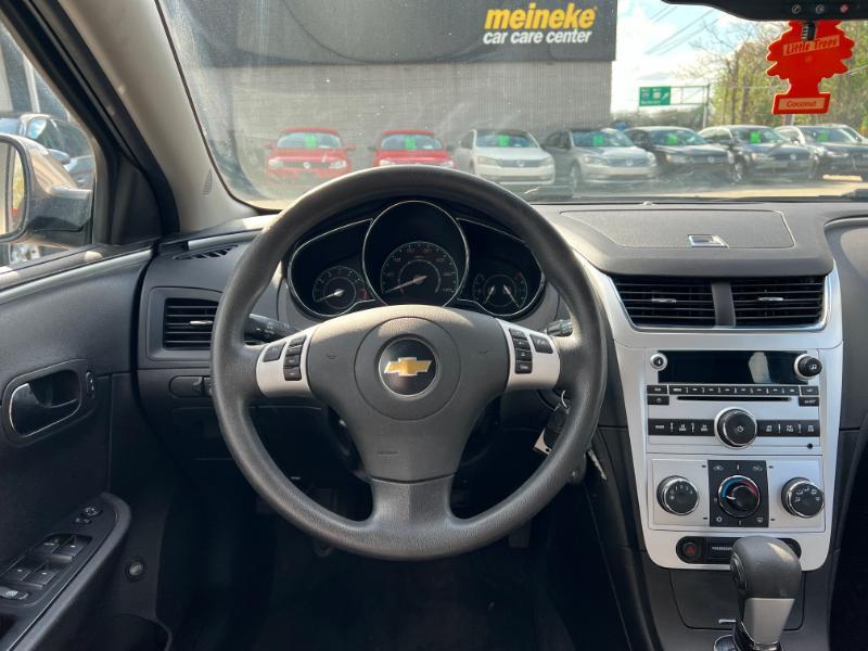 Chevrolet Malibu 1LT 2011