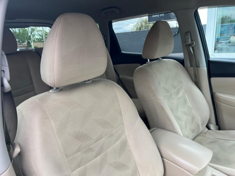 Nissan Rogue S AWD 2014