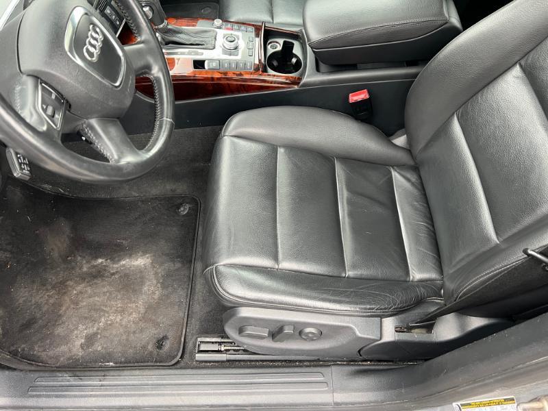 Audi A6 3.0T quattro Tiptronic 2011