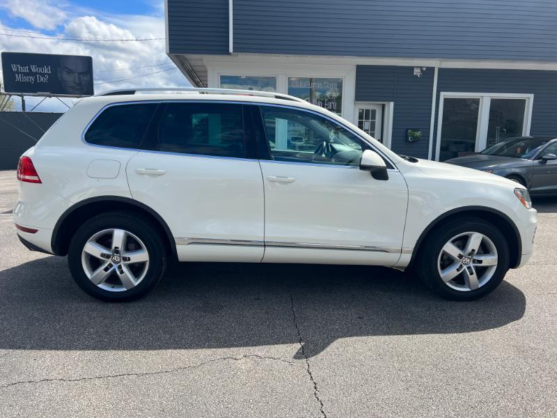 Volkswagen Touareg VR6 FSI 2011