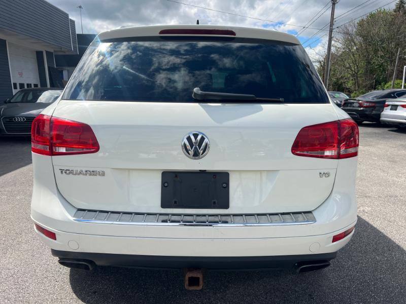 Volkswagen Touareg VR6 FSI 2011