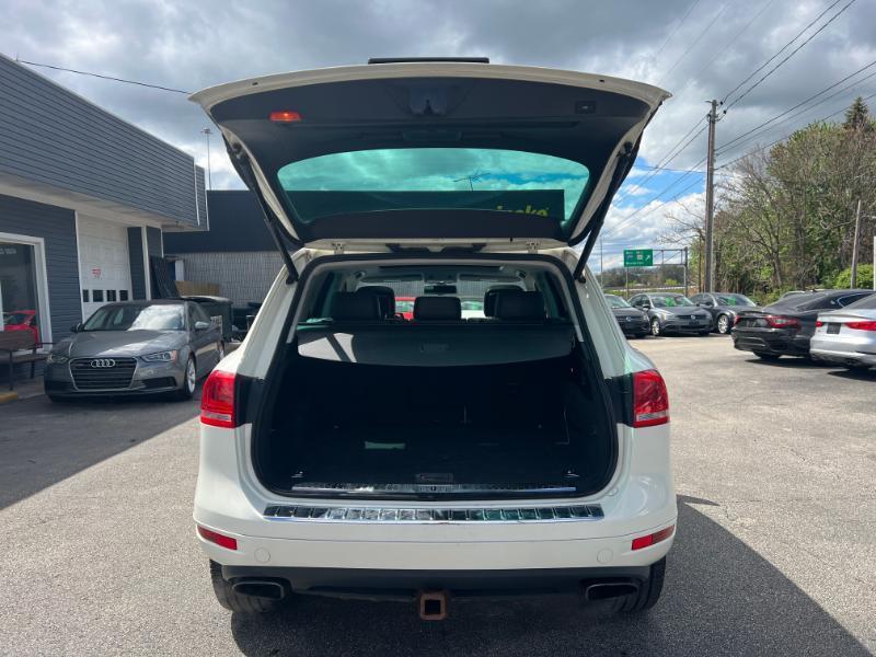 Volkswagen Touareg VR6 FSI 2011