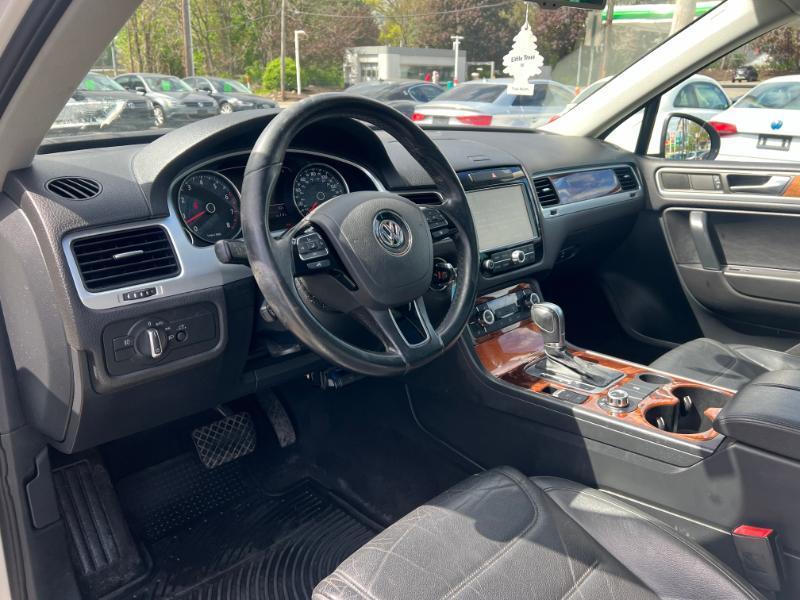 Volkswagen Touareg VR6 FSI 2011