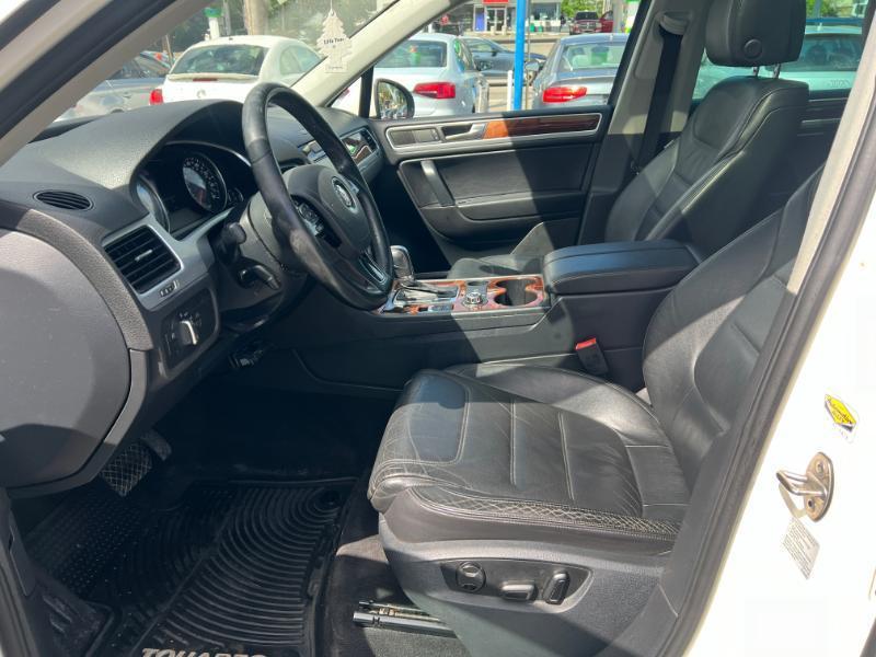 Volkswagen Touareg VR6 FSI 2011