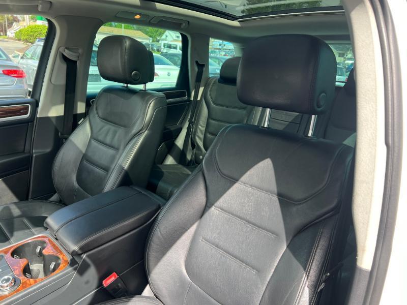 Volkswagen Touareg VR6 FSI 2011