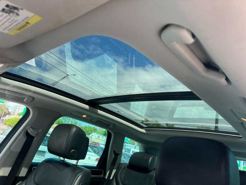 Volkswagen Touareg VR6 FSI 2011