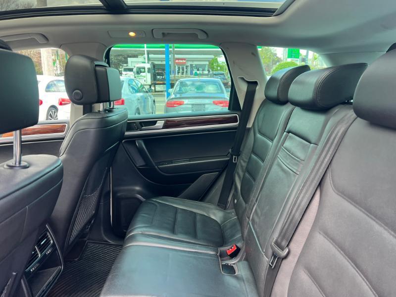 Volkswagen Touareg VR6 FSI 2011