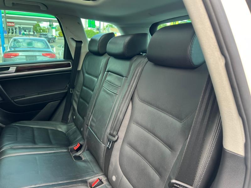 Volkswagen Touareg VR6 FSI 2011