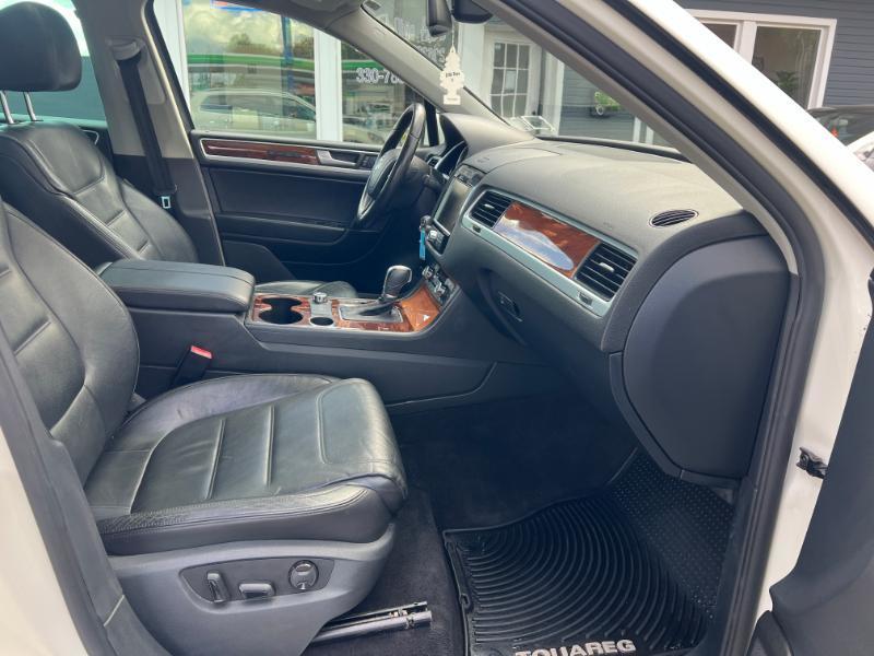 Volkswagen Touareg VR6 FSI 2011