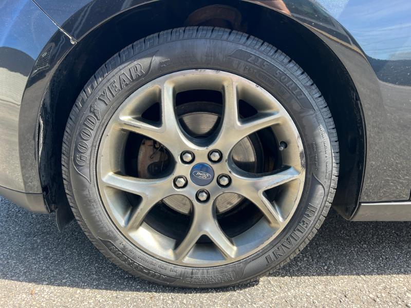 Ford Focus SE Sedan 2013