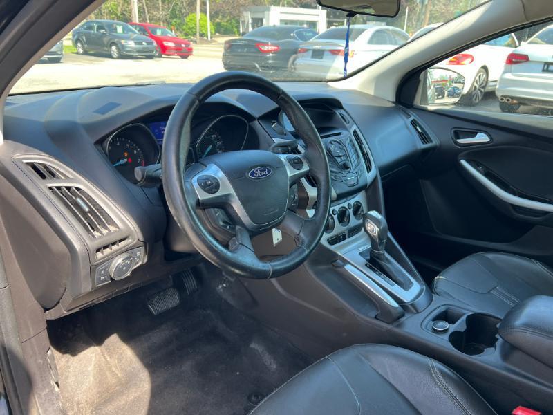 Ford Focus SE Sedan 2013